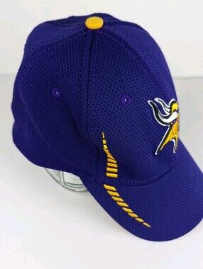 Minnesota Vikings Fitted Hat/Cap S/M